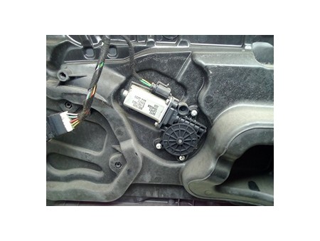 ALZACRISTALLO ELETTR. PORTA ANT. DX. LANCIA YPSILON (TE) (06/03-09/06) 188A9000 71732828