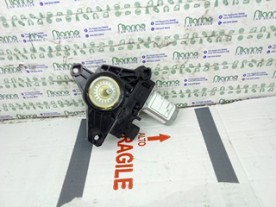 MOTORINO ALZACRISTALLO PORTA POST. DX. FIAT 500X (5F) (11/14-08/19) 55266963 71777187