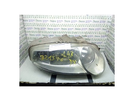 PROIETTORE DX. ALFA ROMEO 147 (W8) (08/00-01/06) AR37203 46826194