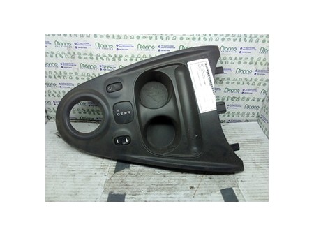 PORTAOGGETTI POST. CONSOLLE CENTR. SMART FORTWO (A/C451) (01/07-12/11) 3B21 NB7526136004002
