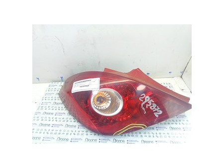 FANALE POST. SX. OPEL CORSA (S07) (07/06-02/11) Z12XEP 93189092