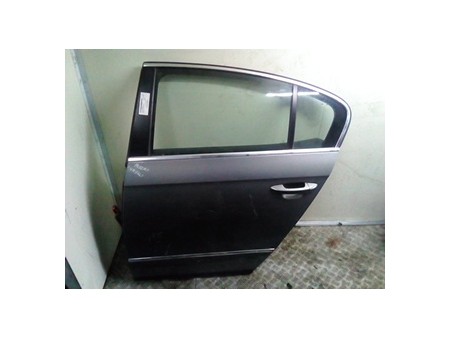 PORTA POST. SX. VOLKSWAGEN PASSAT (3C) (02/05-12/10) BKP 3C5833055H