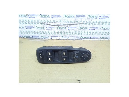 BLOCCO COMANDI ALZACRISTALLI E RETROVISO CITROEN C4 PICASSO (09/06-08/13) 9HR 6554YH