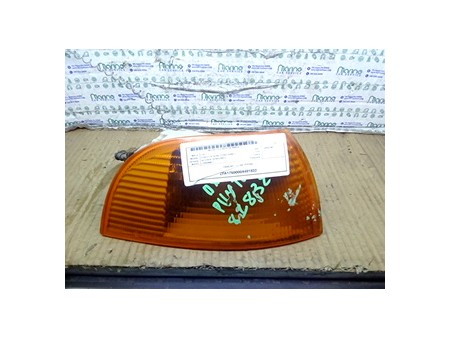 FANALINO LAT. DX. FIAT PUNTO 1A SERIE (11/93-10/99) 176B2000 7732499