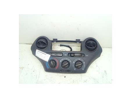 BLOCCO COMANDO CLIMATIZZAZIONE TOYOTA YARIS (10/01-11/05)     (FRP) 1SZFE 846600D010