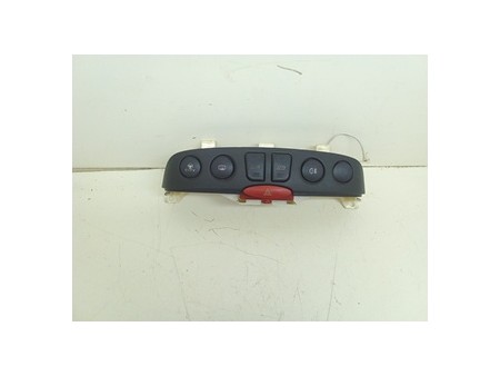 BLOCCO COMANDI MULTIFUNZIONI C/CRISTALLI ELET., FENDINEBBIA FIAT PUNTO (2U) (07/03-01/07) 188A4000 735359891