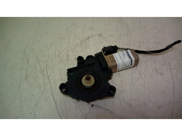 MOTORINO ALZACRISTALLO PORTA ANT. DX. FIAT STILO (2V) (11/03-06/09) 843A1000 46831641