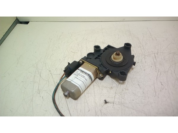 MOTORINO ALZACRISTALLO PORTA ANT. SX. FIAT STILO (2V) (11/03-06/09) 843A1000 46831640