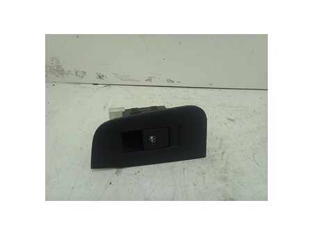INTERRUTTORE ALZACRISTALLI PORTA POST. SX. CHEVROLET (DAEWOO) EPICA (V250) (06/06-06/10) X20D1 96645210